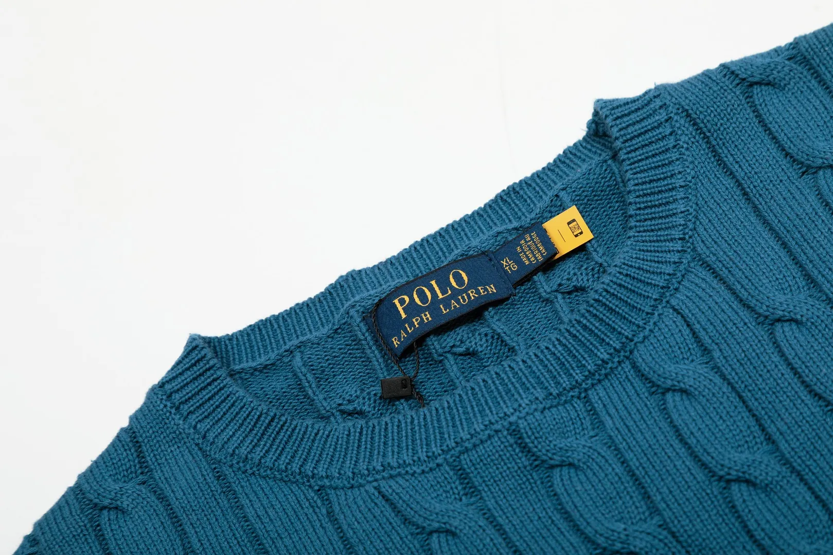 🅿️170 "Top quality" Style number: DS052# (not off the shelves all year round) [Ralph Lauren men's round neck solid color pony embroidered logo knitted short sleeves] ✅Ralph Lauren classic basic versatile men's knitted short sleeves for all seasons ✅Main supply platform live broadcast Wholesale entities Replenish when out of stock Not off the shelves ✅ZP quality 1:1 version Scan the code to enter the GF website Counter quality ✅Detailed quality The only one in Guangzhou Imported high-quality cotton yarn, focusing on high-end, cost-effective, good quality needless to say ✅The version is restored to the original order, the maximum size can be worn up to 200 pounds, loose, comfortable and stress-free ✅The upper body is simple and easy to match, a must-have for men ootd. Good-looking clothes are never picky. A must-have recommendation for men's wardrobe. Size: S-XL Color: Black White Gray Khaki Navy Blue Gentleman Lake Blue